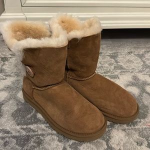 Ugg Bailey button boots
